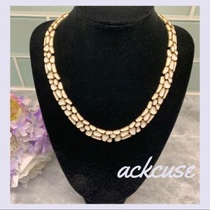 Vintage Trifari Enamel and Gold Choker